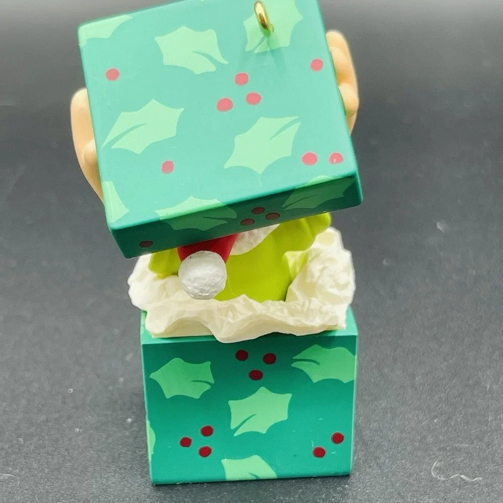 Hallmark keepsake snow